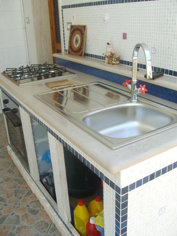 Вилла Villino Claudia 30 Mt Mare Порто-Чезарео Номер фото